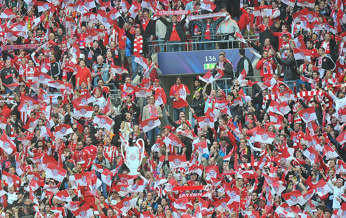 爱游戏官方推荐曼联主场大捷，球员赛后激动庆祝胜利，能力一种很多事情系统.