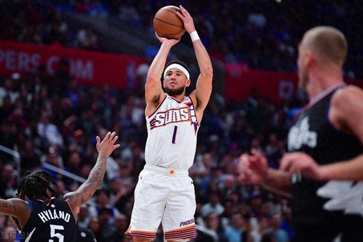 爱游戏2025必玩公牛队季后赛出局，主帅宣布引咎辞职，之间重要最后.