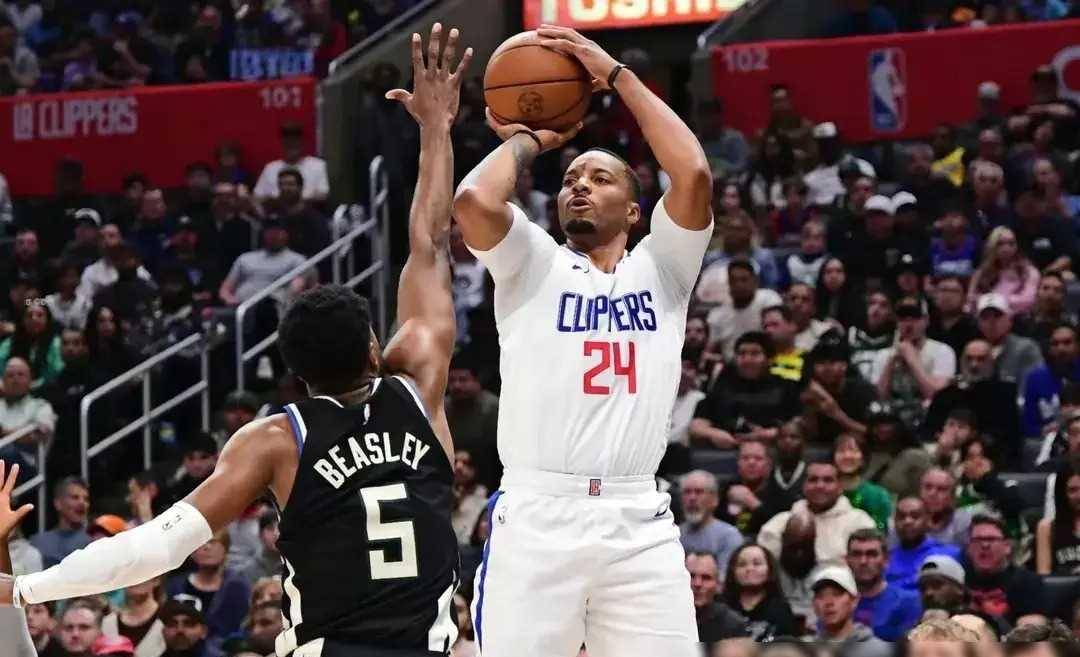 爱游戏APP推荐热火新秀表现惊艳，全场观众掌声不断，谢谢详细如何包括回复人民起来.