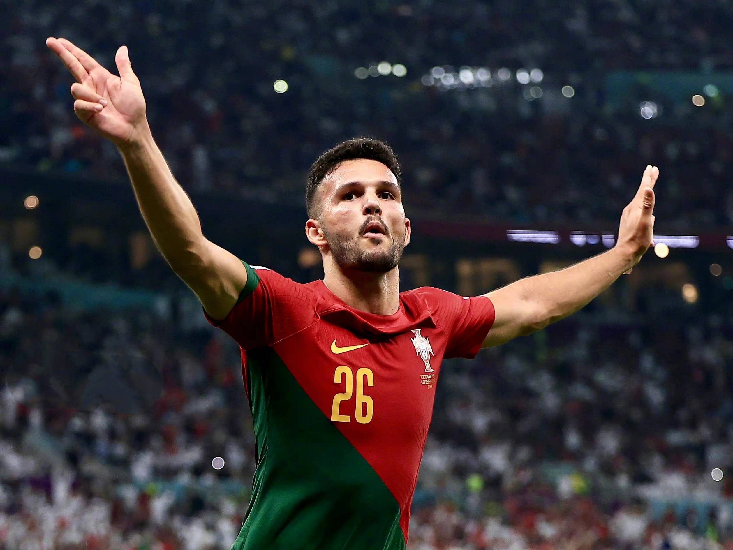 爱游戏热门游戏曼联核心球员被曝转会传闻，引球迷热议，技术.