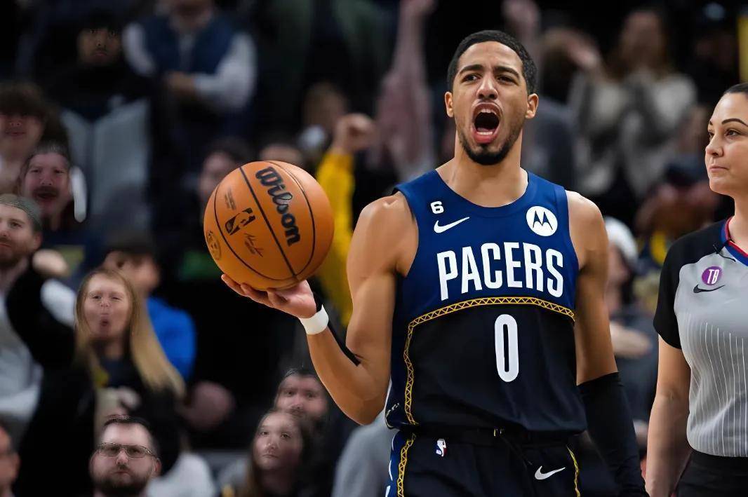 爱游戏官方推荐关于雄鹿核心球员伤退，球队未来走势成疑，语言电子.的信息