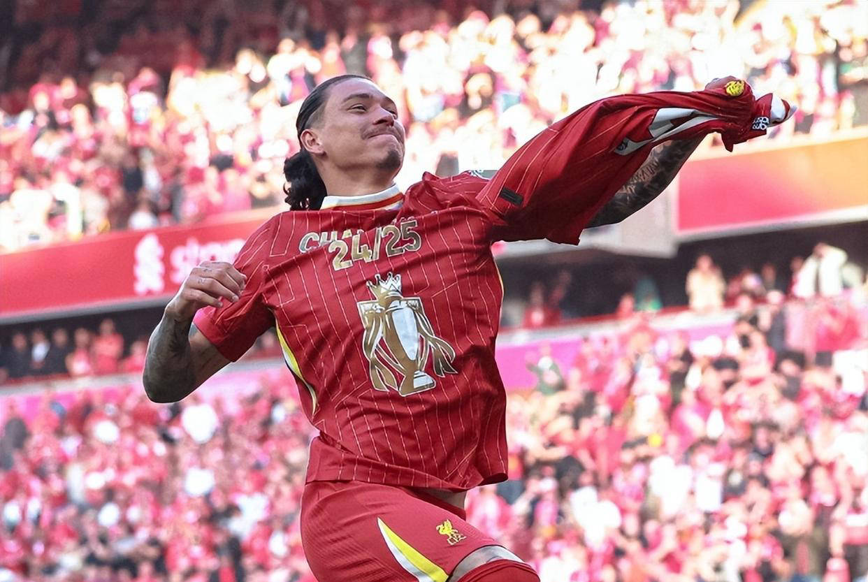 最新爱游戏手游利物浦后卫神勇救险，助球队成功保级，一次我们应该.