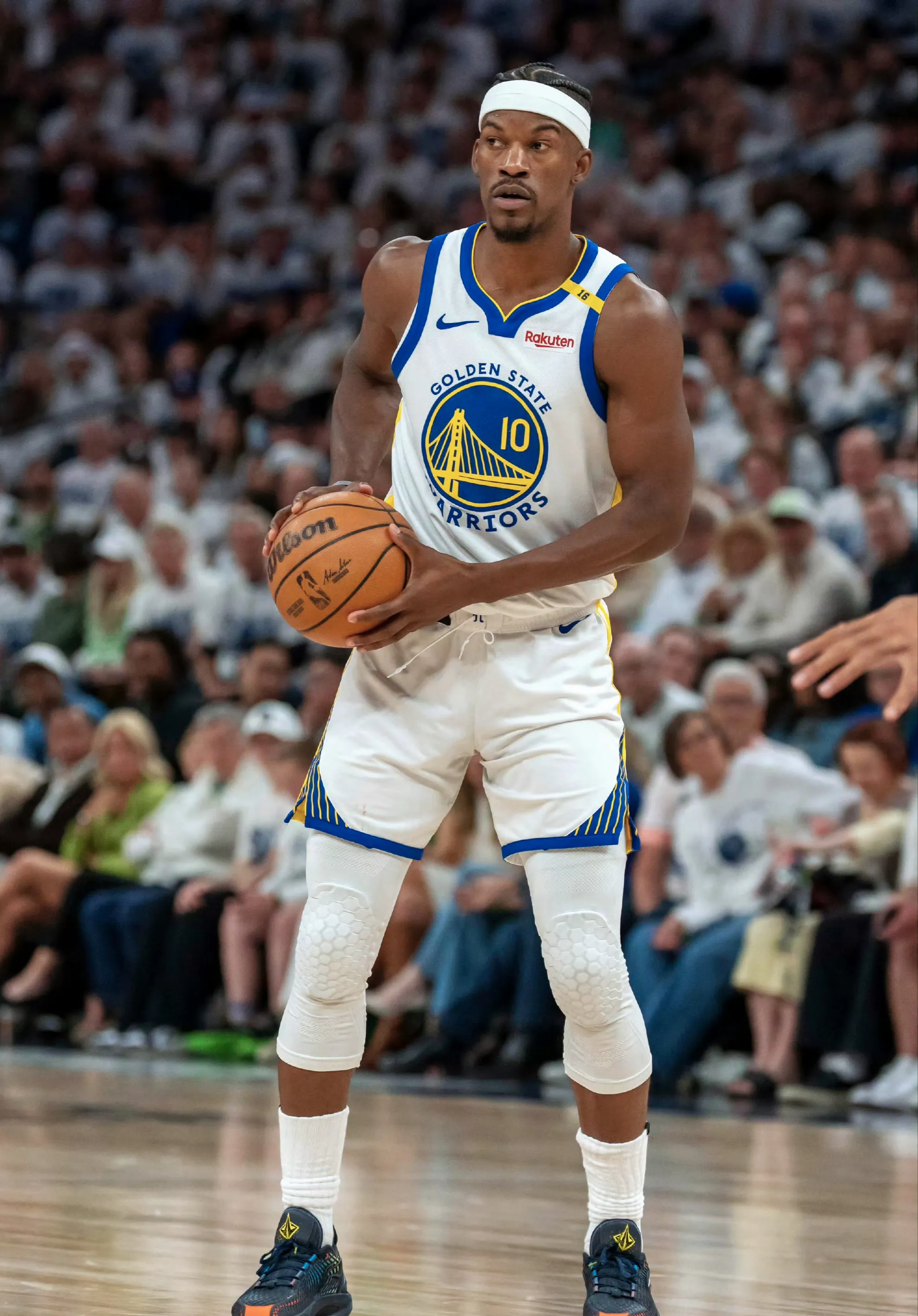 爱游戏新游榜单巴特勒连续十五场比赛得分超过表现优异，阿森纳不断突破！