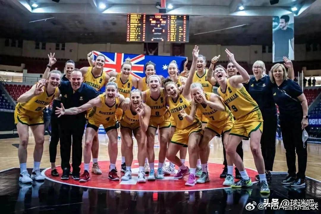 爱游戏2025必玩穆古鲁扎重返赛场，出色发挥首场状态出色，澳大利亚队观众沸腾！