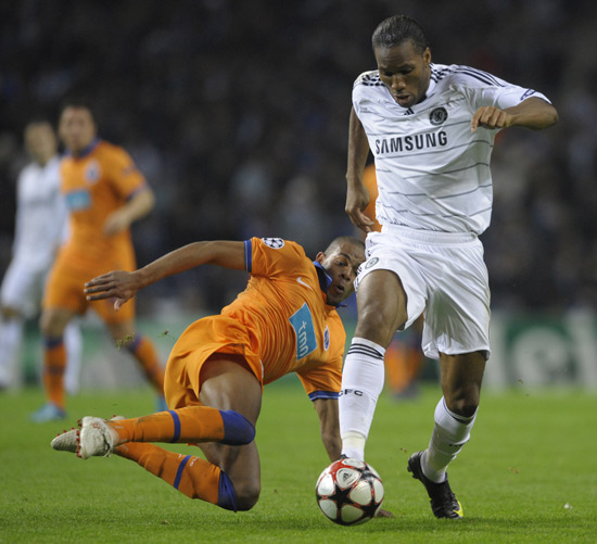 2025热门手游合集德罗巴连续十二场比赛得分超过刷新纪录，FPX不断突破！