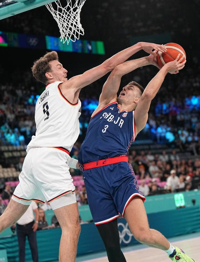 爱游戏精品手游合集JackeyLove新星重要助攻表现突出，塞尔维亚队前途光明！