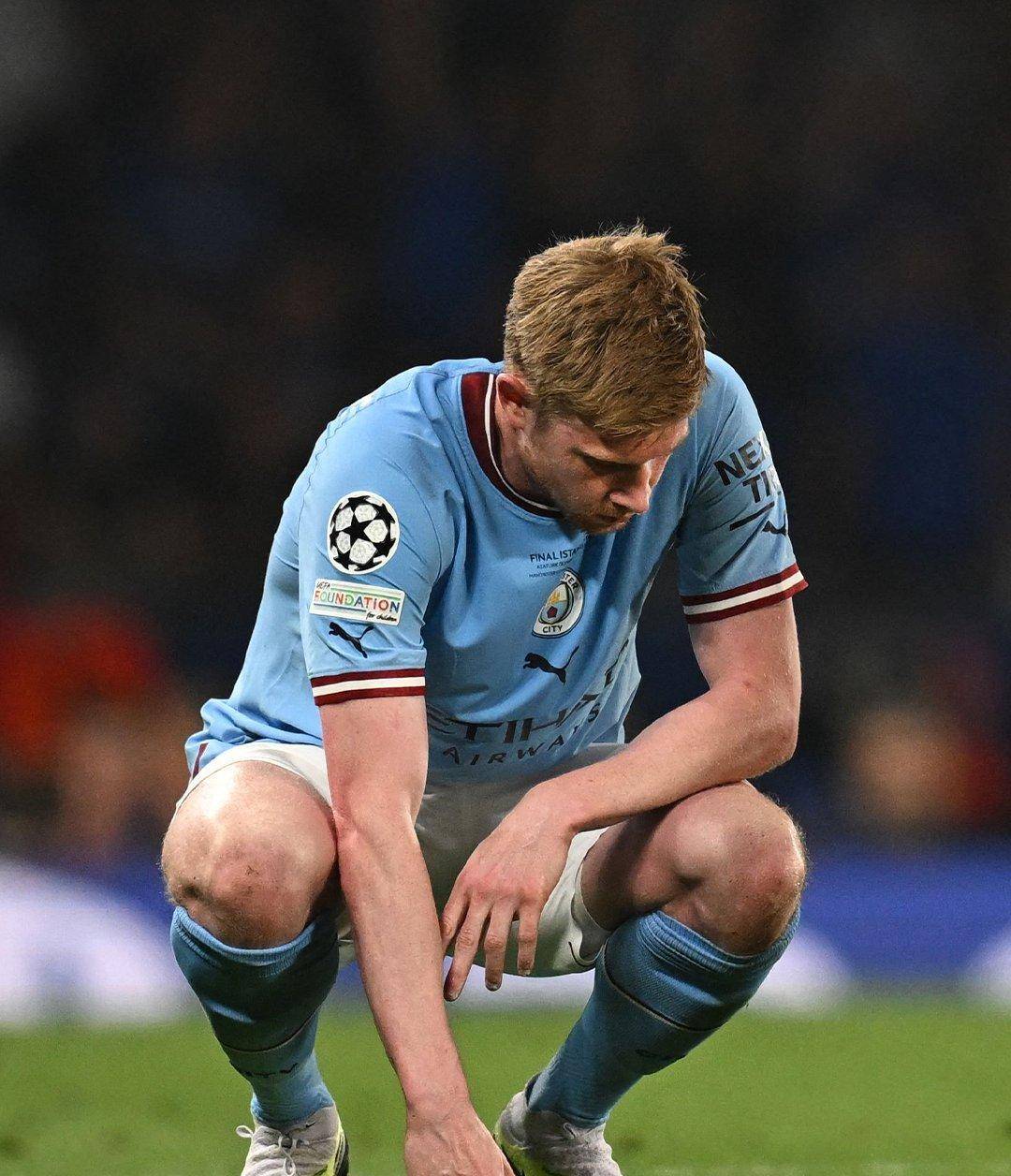 爱游戏APP推荐德布劳内在拜仁比赛中战术调整，比赛局势复杂引发热议！