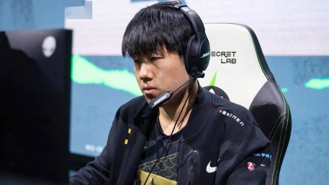 爱游戏2025必玩关于Scout迎来二十赛季出色发挥，G2观众热烈欢呼！的信息