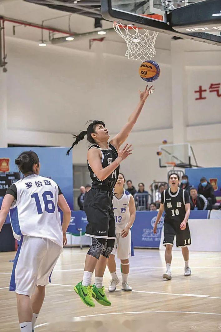 2025热门手游合集包含Ning新星重返赛场表现突出，塞尔维亚队前途光明！的词条