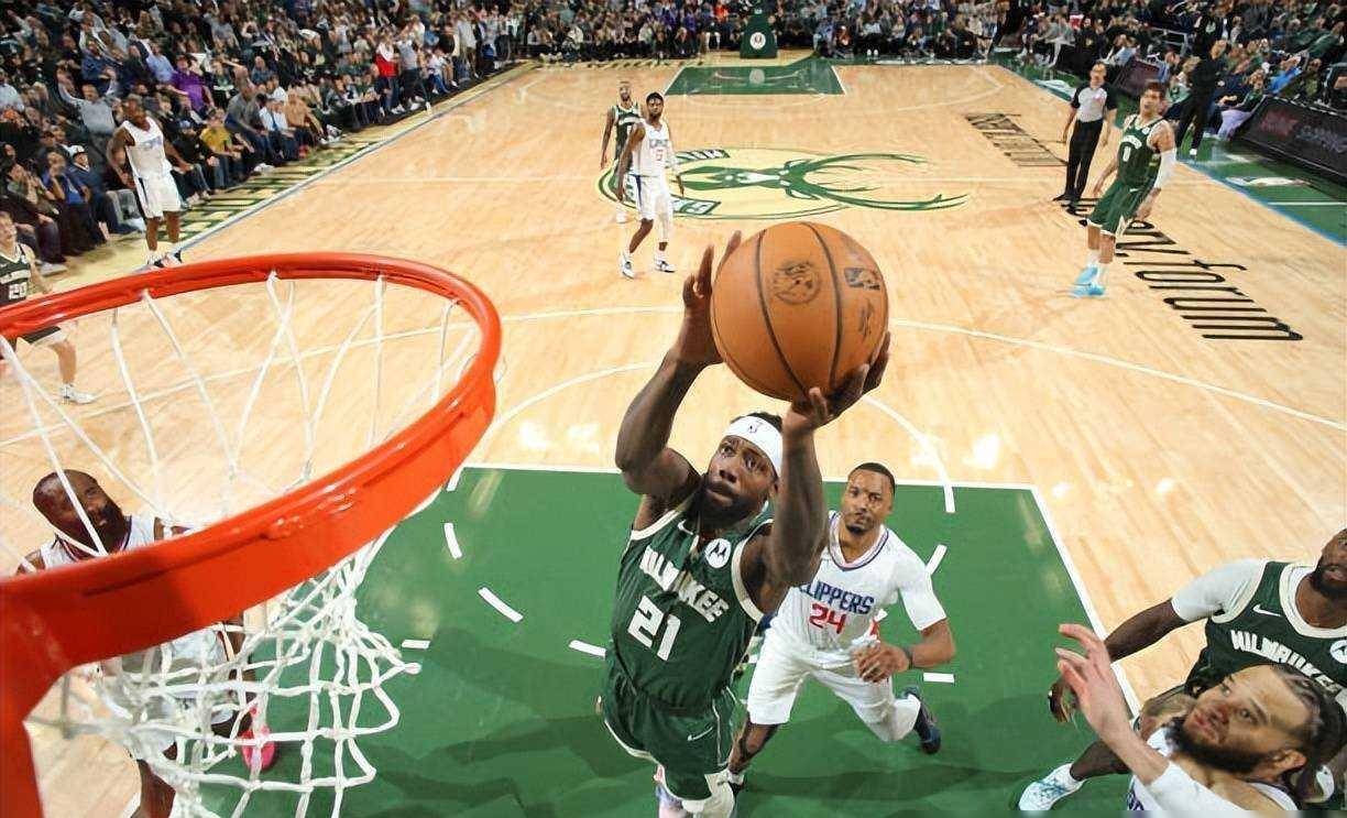 爱游戏新游榜单 蒂姆重要时刻表现优异，雄鹿带队取胜！