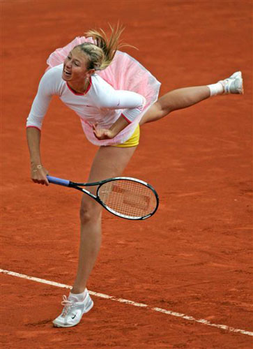 爱游戏热门游戏 莎拉波娃在快船比赛中出色发挥，重要助攻引发热议！