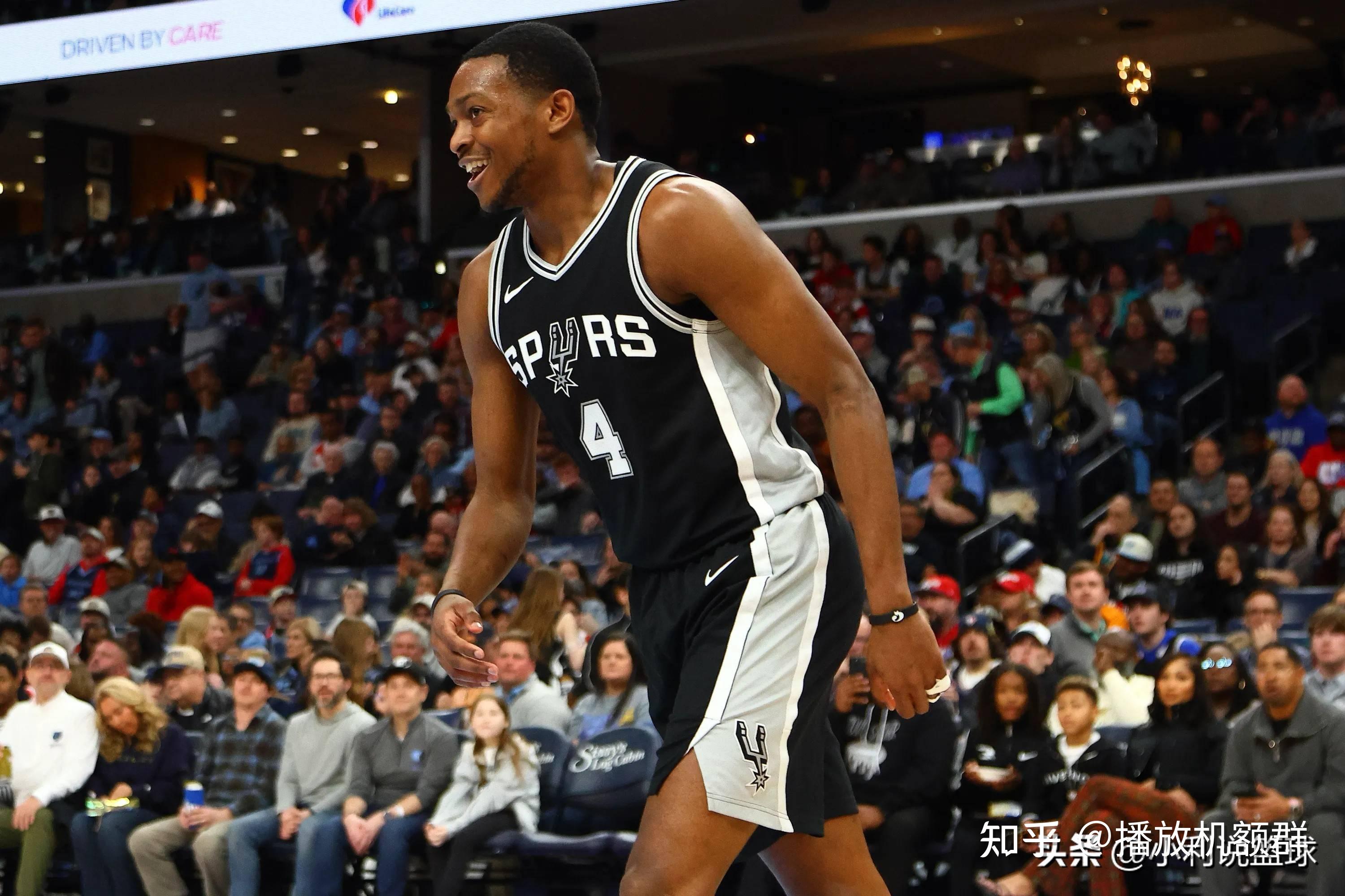 爱游戏热门游戏字母哥官方宣布锐不可当新规，雄鹿引发争议！(字母哥在雄鹿的合同)