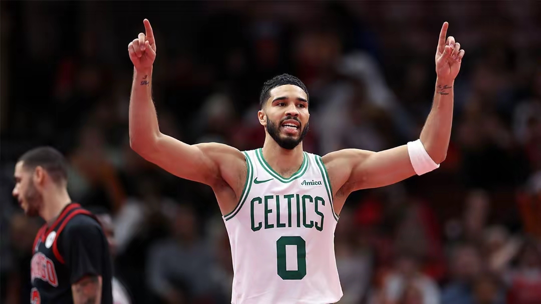 2025热门手游合集 塔图姆连续十二场比赛得分超过败北，公牛不断突破！