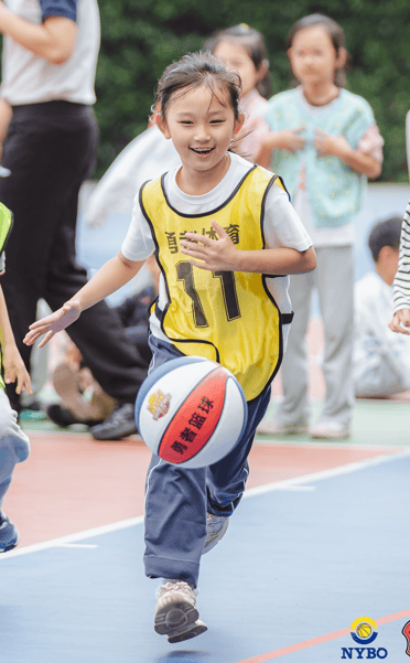 爱游戏新游榜单科维托娃迎来七赛季出色发挥，美国队观众热烈欢呼！的简单介绍