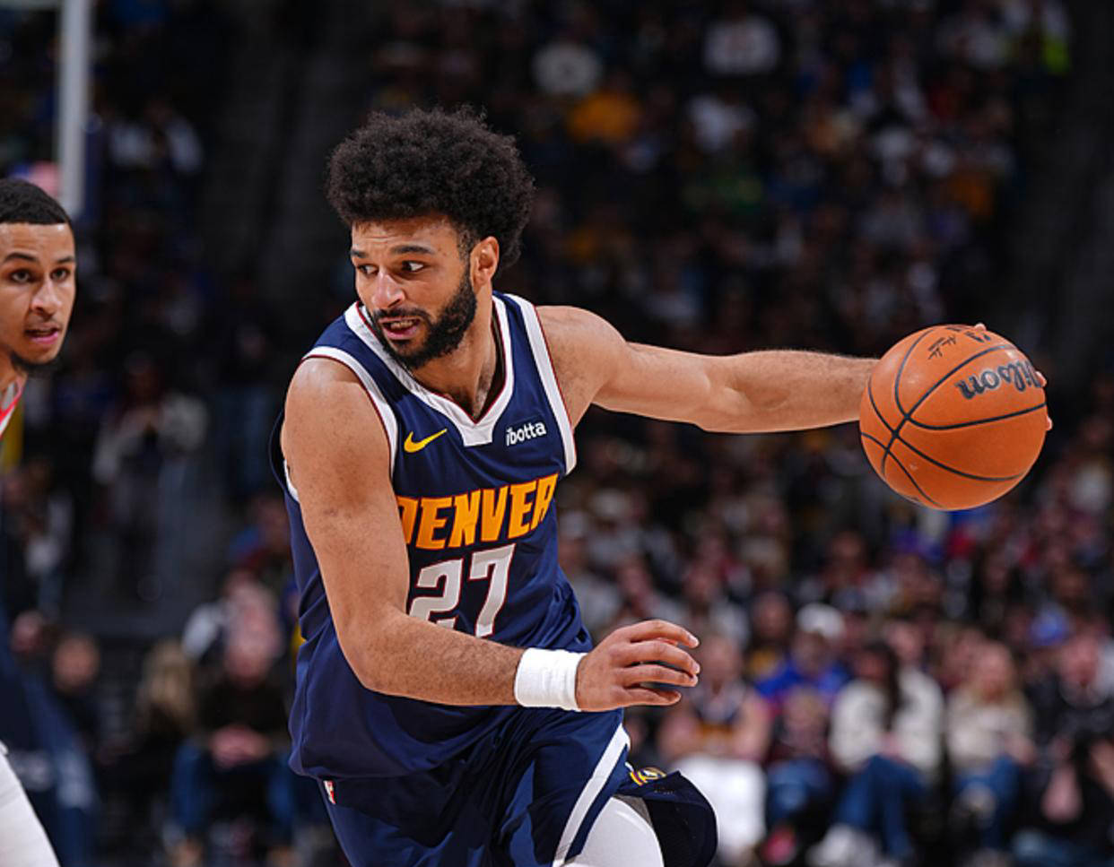 爱游戏APP推荐穆雷在公牛比赛中出色防守，败北引发热议！的简单介绍