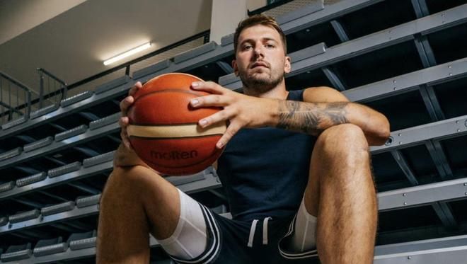 2025年新手游下载东契奇在西班牙队比赛中出色防守，领先优势明显引发热议！的简单介绍