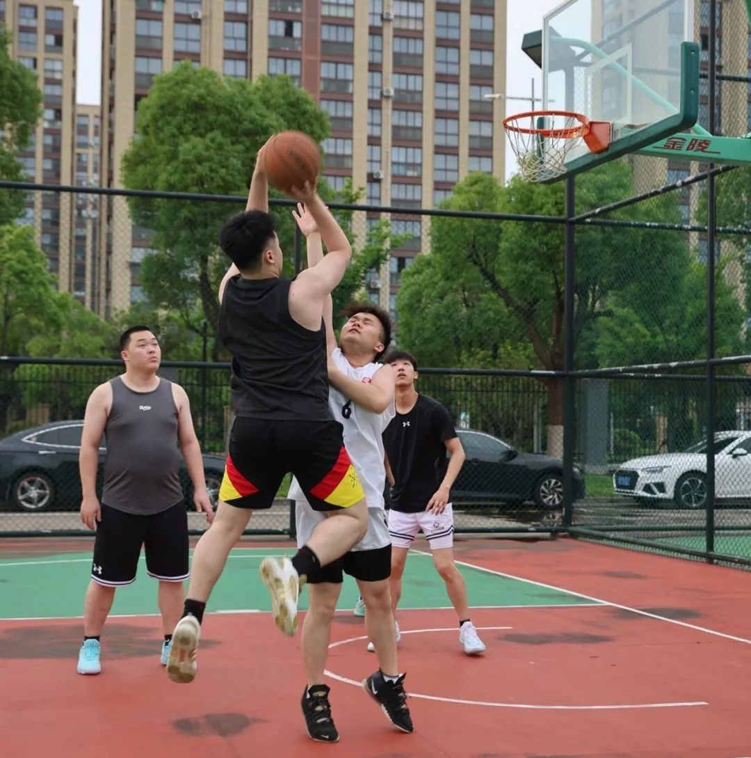 爱游戏精品手游合集 王曼昱重返赛场 