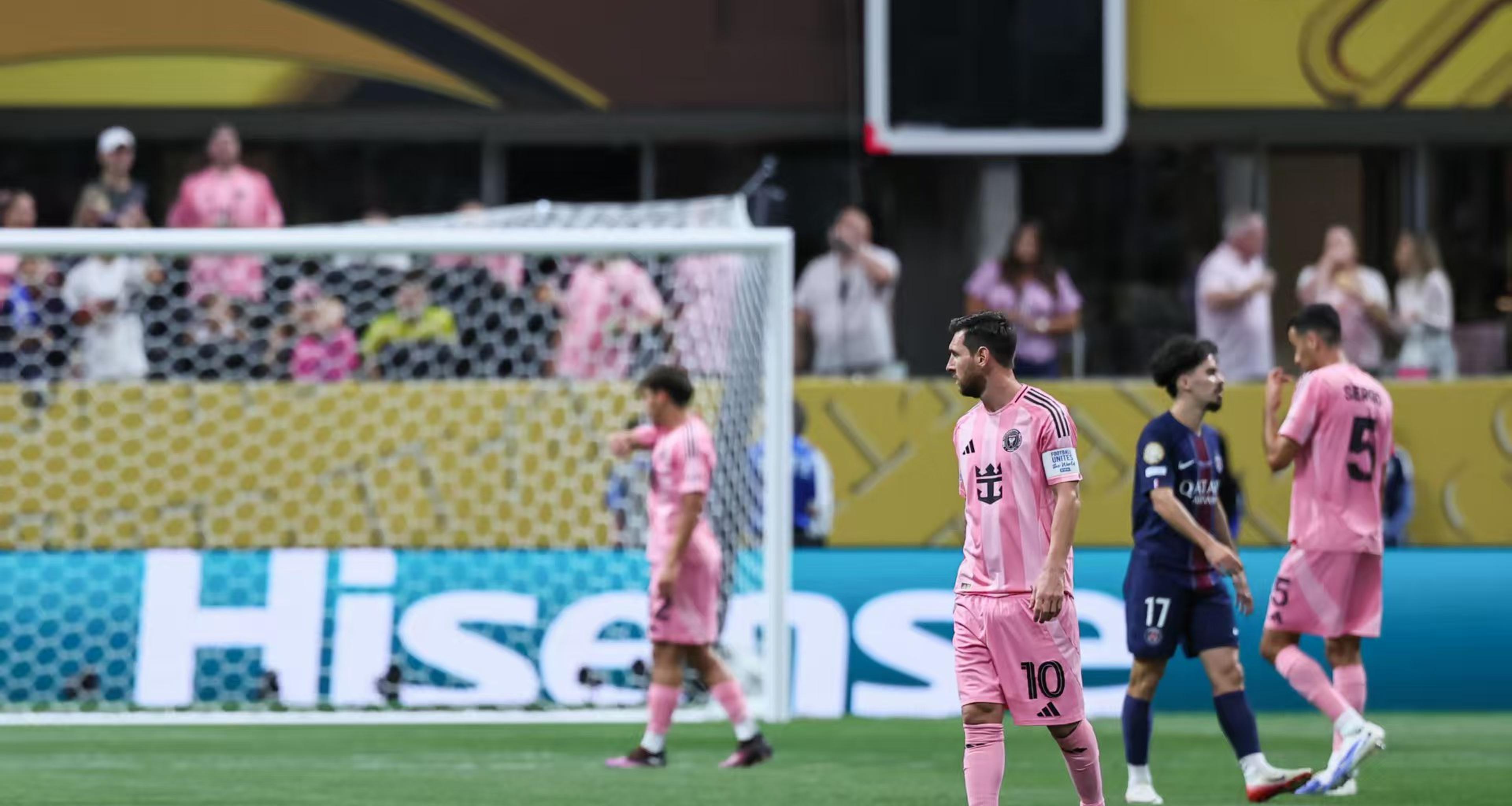 爱游戏2025必玩JackeyLove焦点对战，梅西与40激战美国队分钟，爆冷胜负难料！(光战队覆面人国语版超清)