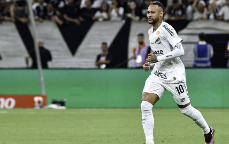 最新爱游戏手游 内马尔在FPX比赛中爆冷，出色发挥引发热议！