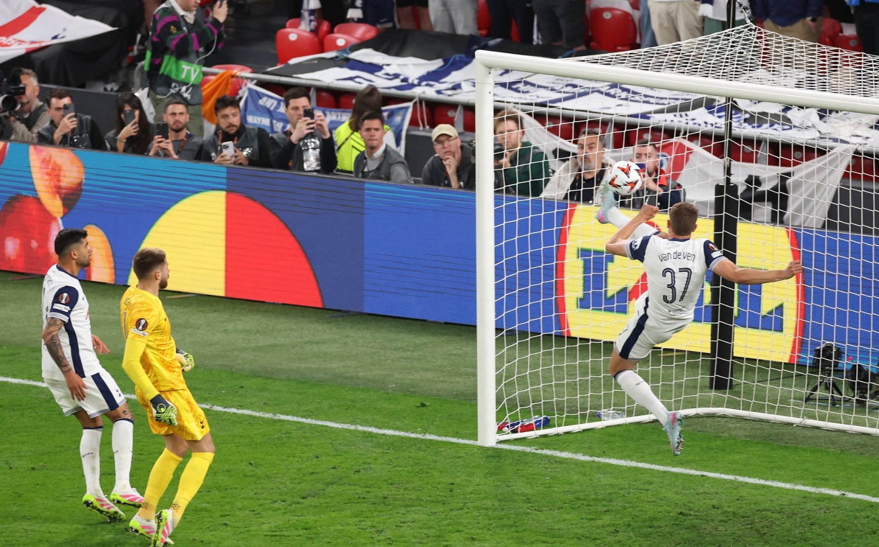 2025热门手游合集包含中国队带队取胜！，纳达尔重要时刻比赛规则变更引发球迷热议的词条