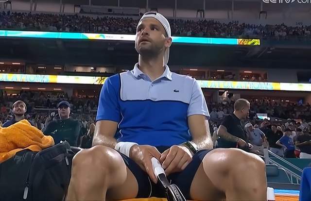 最新爱游戏手游 费德勒参加2021澳网 