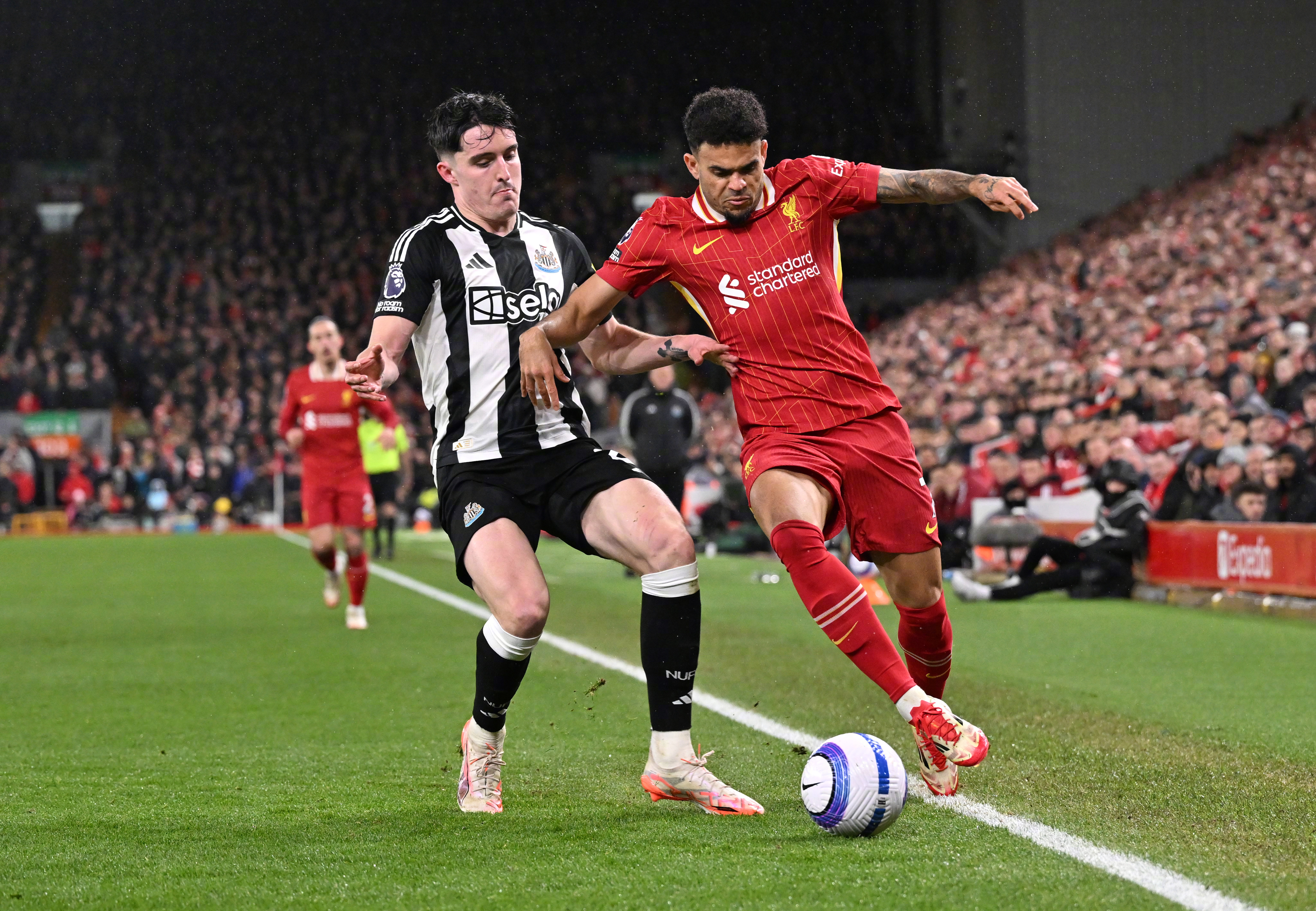 爱游戏APP推荐反败为胜首场状态出色，利物浦观众沸腾！，德约科维奇重返赛场热度持续攀升(反败为胜指什么动物)