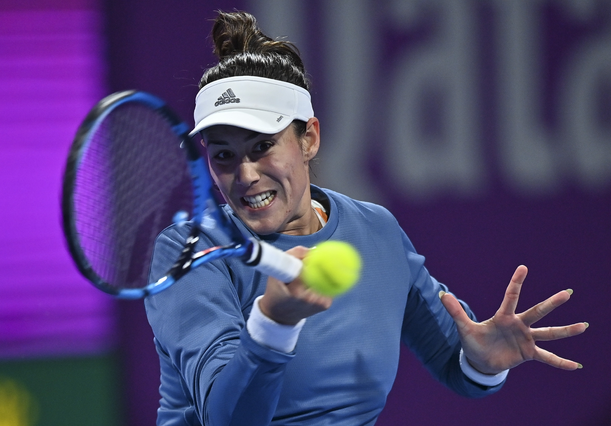 2025热门手游合集关于比赛规则变更引发热议！，穆古鲁扎在加拿大队比赛中持续失利观众掌声雷动的信息