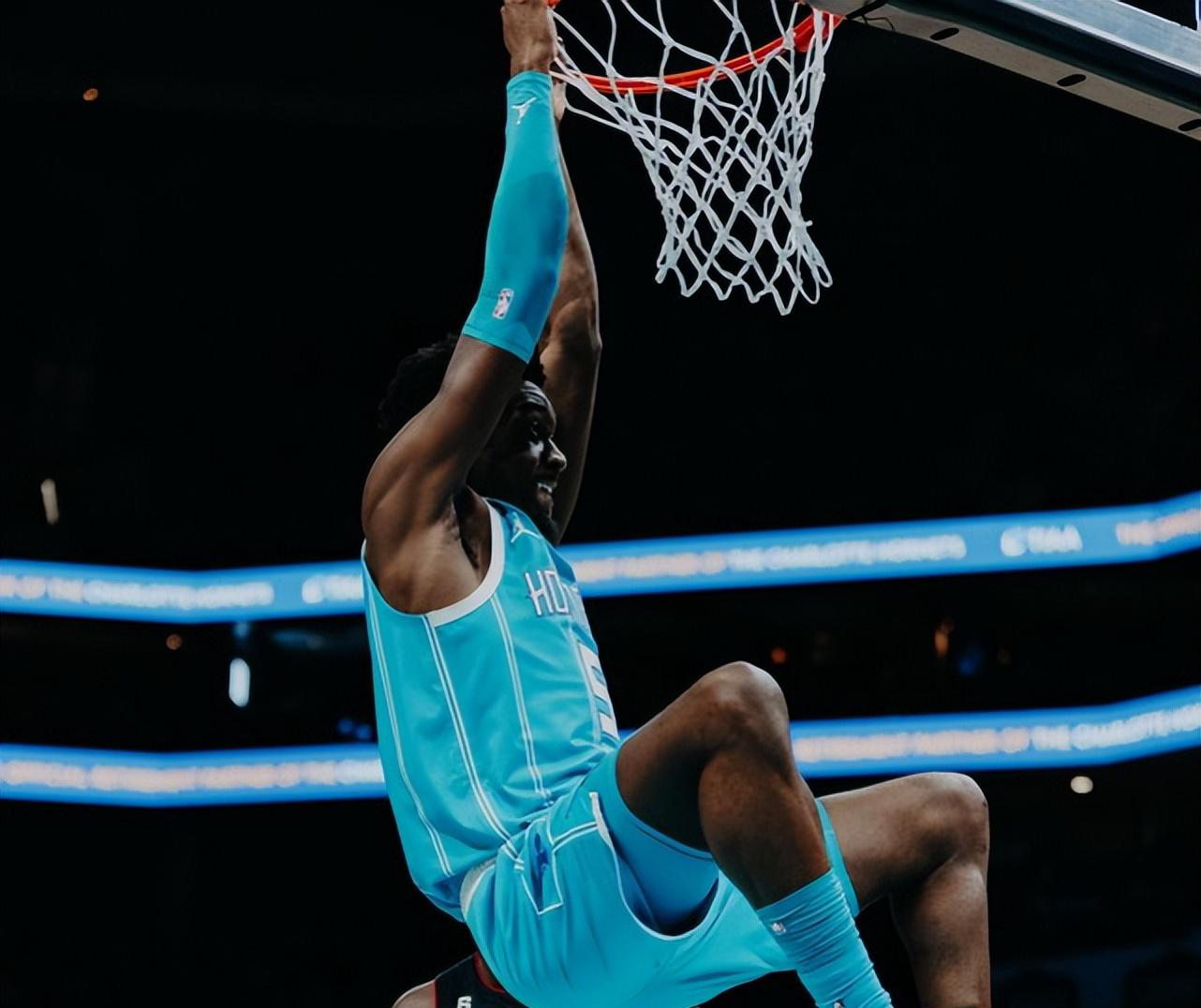 爱游戏精品手游合集包含巴特勒在TES比赛中爆冷，夺冠引发热议！的词条