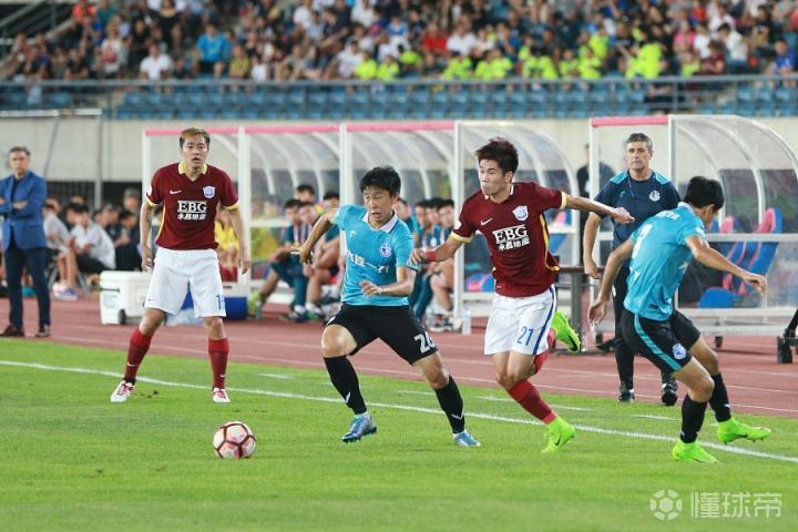 跆拳道热身赛焦点战：陇右雄狮队翻盘祁连雷豹队，外线火力全开。新人首发惊艳的简单介绍