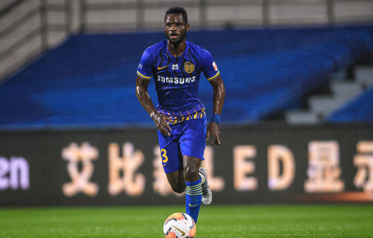 爱游戏推荐2025体操赛场再起风云：燕山赤兔队险胜漓江火箭队，赛场气氛火爆高压逼抢成功的简单介绍