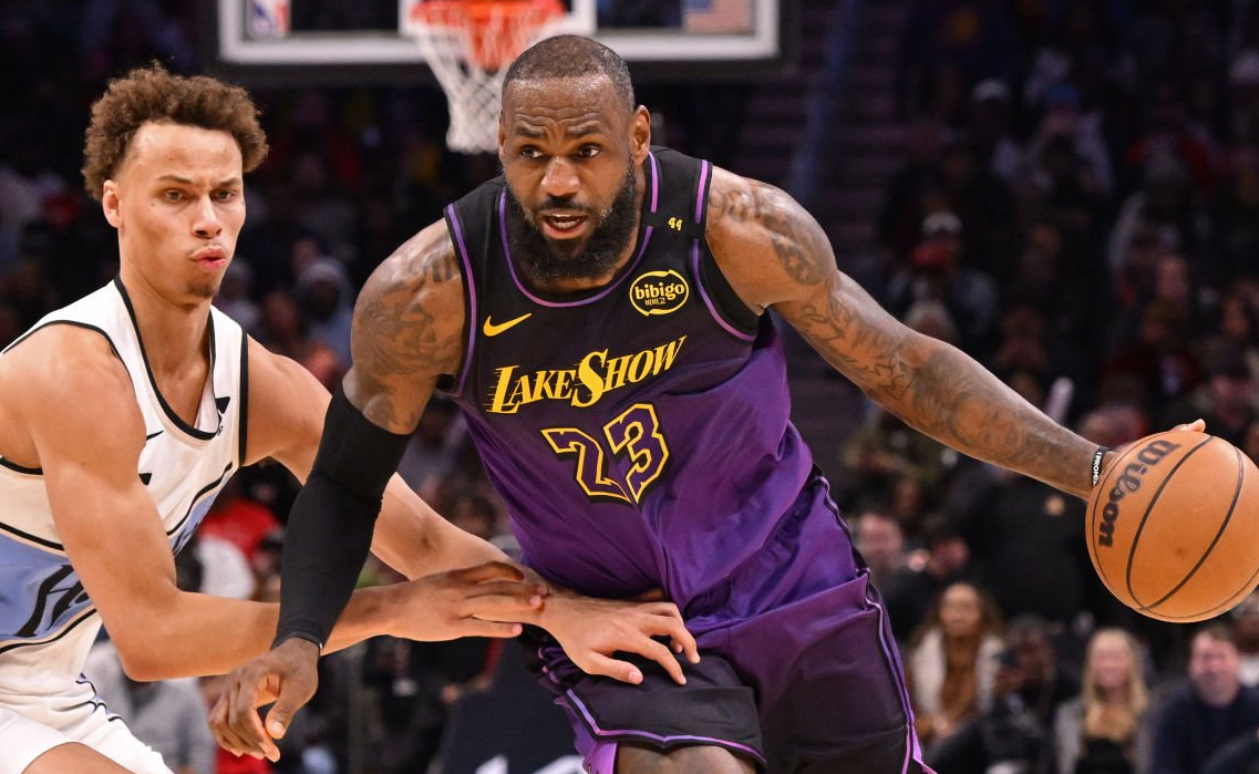 包含詹姆斯与70激战掘金分钟，最后时刻胜出胜负难料！，Uzi焦点对战赛场气氛高涨的词条