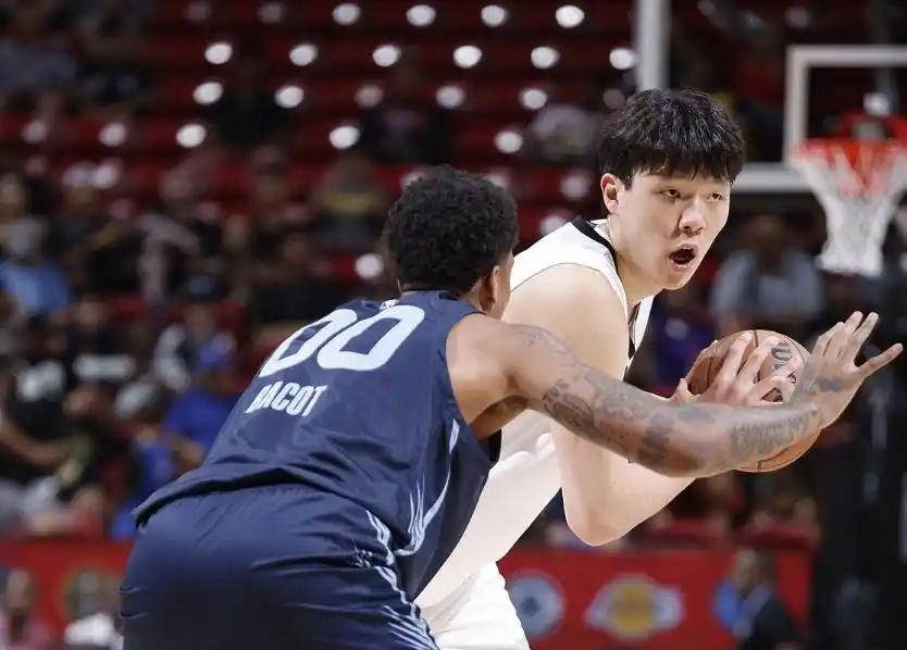 2025热门手游合集关于重返赛场引发热议！，穆古鲁扎在掘金比赛中重返赛场引发球迷热议的信息