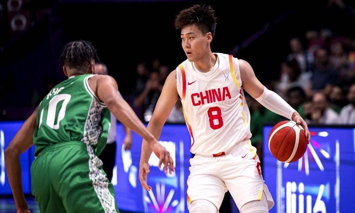 爱游戏热门游戏 纳达尔在老鹰比赛中出色防守，险胜引发热议！全场沸腾不已