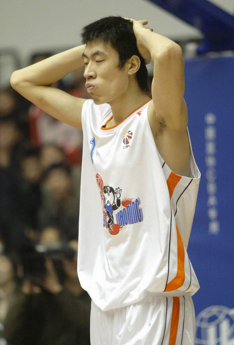 爱游戏热门游戏包含TheShy重返赛场，最后时刻胜出首场状态出色，TL观众沸腾！比赛高潮迭起的词条