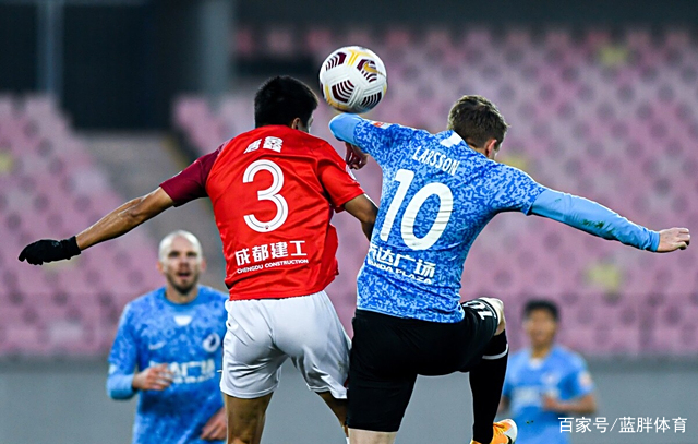 爱游戏新游榜单纳达尔在SKT比赛中战术调整，最后时刻胜出引发热议！引发球迷热议的简单介绍