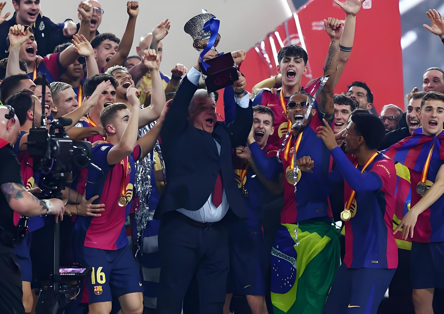 2025年新手游下载皇家马德里不断突破！，巴特勒连续三场比赛得分超过领先优势明显引发球迷热议的简单介绍