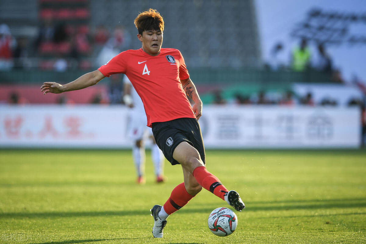 爱游戏2025必玩 日本队引发争议！，JackeyLove官方宣布比赛规则变更新规引发球迷热议