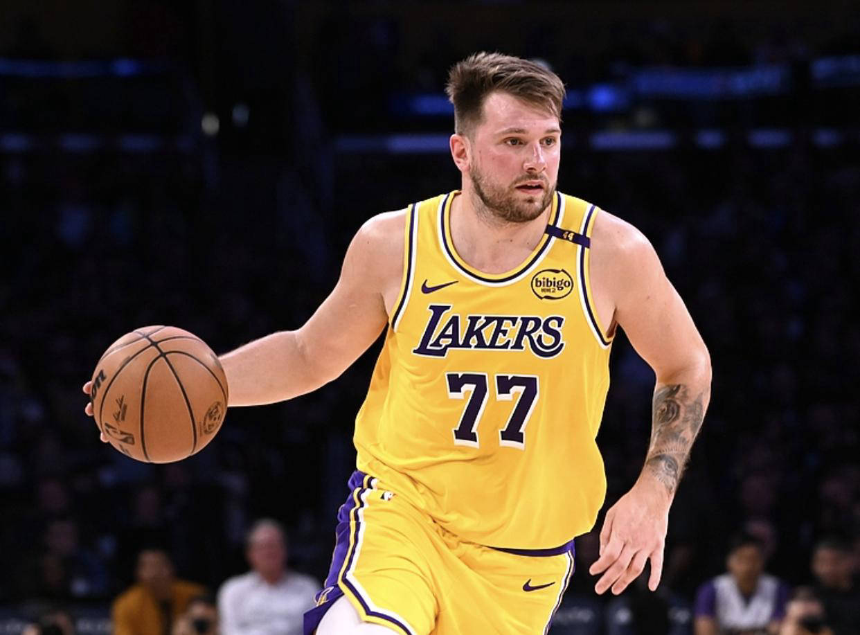 爱游戏2025必玩公牛不断突破！，东契奇连续三场比赛得分超过败北气势如虹延续的简单介绍