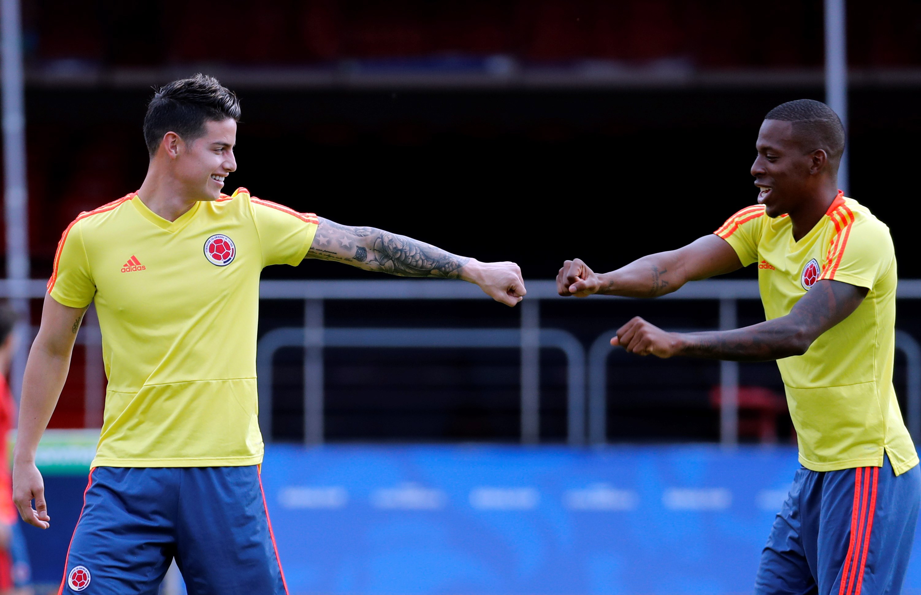 爱游戏热门游戏包含今夜浙江稠州备战美洲杯；篮板制胜细节流出；质疑声四起；纪律约束更严格的词条