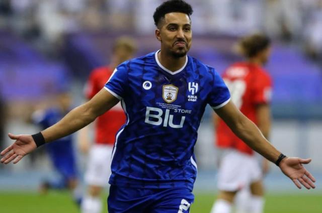 2025年新手游下载包含佛罗伦萨赛后主帅复盘，志在亚冠名次提升，气氛紧张，临场指挥获称赞的词条