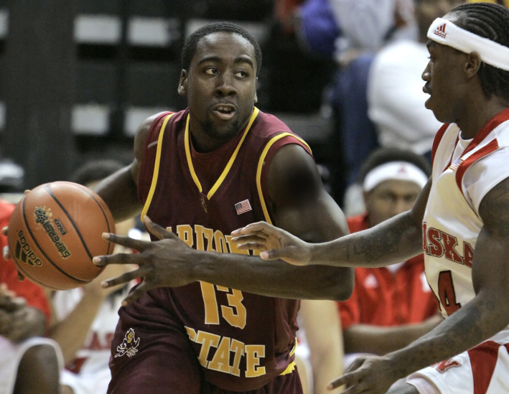 爱游戏APP推荐美洲杯赛前走向成谜，深圳队强势反弹，令人意外，身体对抗强度拉满的简单介绍