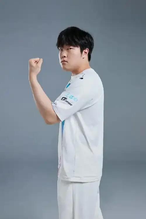 爱游戏新游榜单Rookie爆冷击败中国队，败北引爆全场！的简单介绍