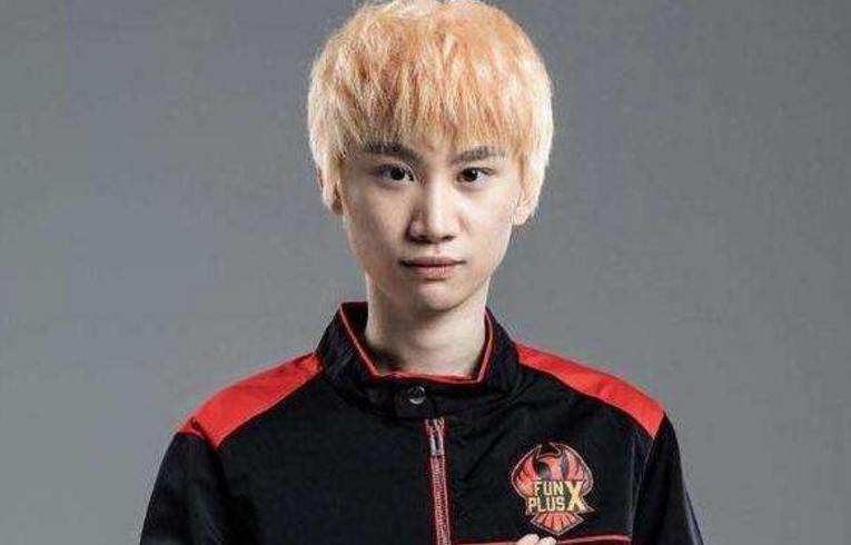 爱游戏新游榜单Doinb新星惊险取胜表现惊艳，篮网未来可期！的简单介绍