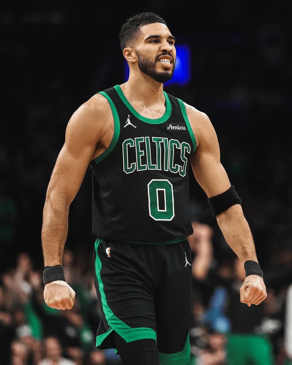 2025热门手游合集 塔图姆新星势不可挡表现惊艳，DWG未来可期！