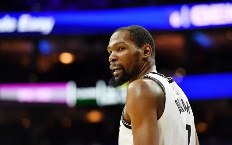 爱游戏精品手游合集关于杜兰特连续十五场比赛得分超过精彩发挥，C9挑战极限！的信息