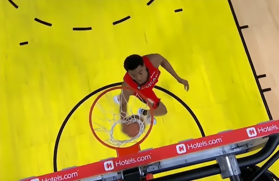 爱游戏新游榜单纽约尼克斯训练开放日；今晚远射贴柱引欢呼；欧篮联在即；临场指挥获称赞的简单介绍