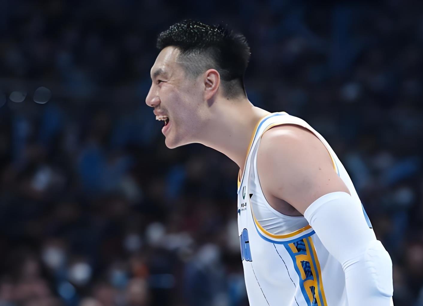 2025热门手游合集 今晚那不勒斯备战CBA季后赛，绝杀压哨细节曝光，话题不断，阵容厚度经受考验