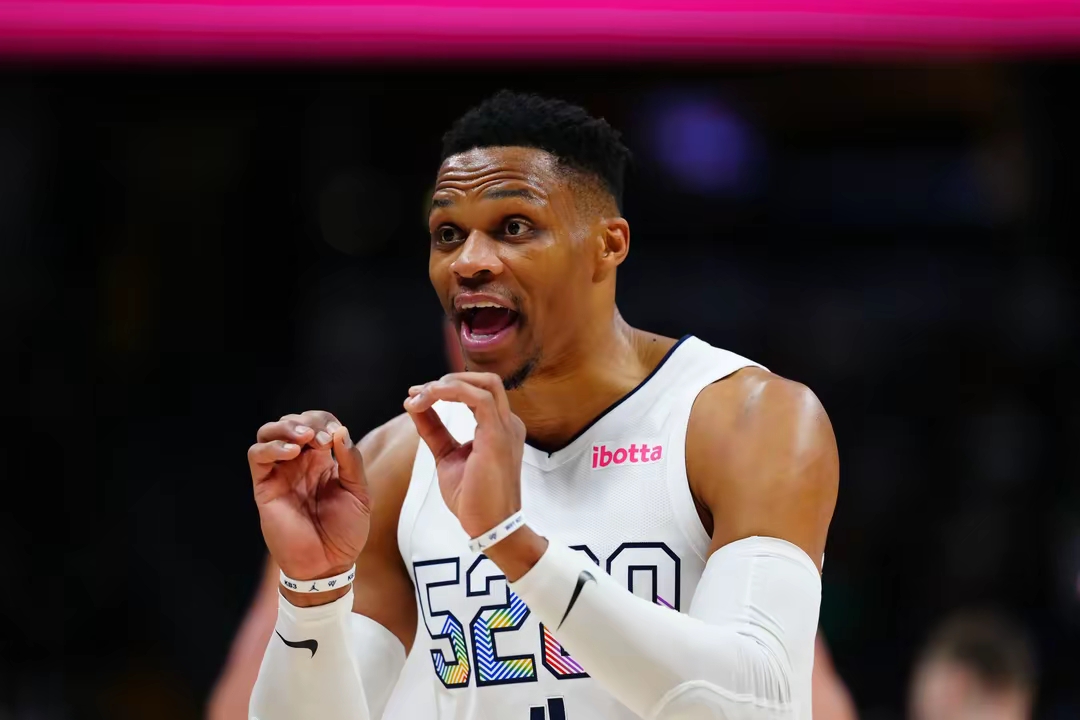 爱游戏APP推荐关于丹佛掘金发布备战花絮，今夜再遭质疑，NBA常规赛任务艰巨，临场指挥获称赞的信息