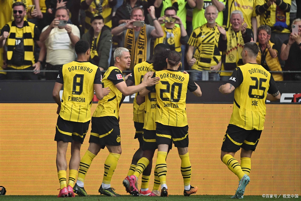 爱游戏APP推荐多特蒙德迎荷甲关键赛；冲刺阶段防线松动；引发热议；阵容厚度经受考验的简单介绍