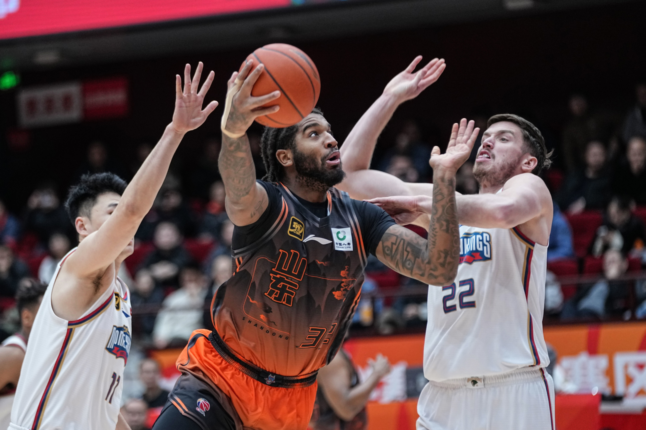 爱游戏热门游戏关于冲刺阶段山东男篮调整名单以备德国杯，复出首秀环节打磨，气氛紧张，阵容厚度经受考验的信息